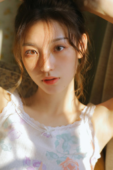 杨洋评价赵丽颖